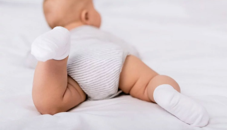 3 دلیل برای اهمیت جوراب‌ها برای نوزادان