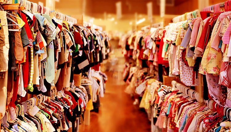  در نتیجه انتخاب یک سایز درست و مناسب برای لباس ‌های بچه گانه ای که برای فرزندان دلبند خود انتخاب و خریداری می ‌کنید. از جمله اصلی ترین و مهم ترین نکات در زمان خرید لباس برای کودکان و خردسالان محسوب می ‌شود.