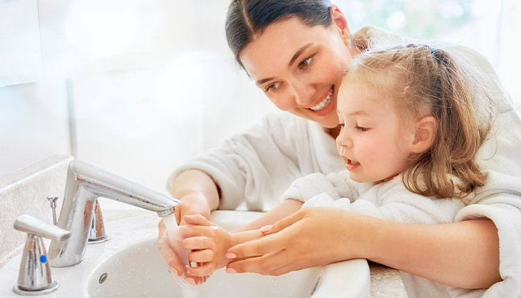 آموزش شستن دست به کودکان