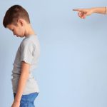 بررسی ۴ مورد از انواع تنبیه اشتباه کودکان