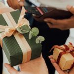 نکات مهم در مورد خرید هدیه نوروز برای دیگران
