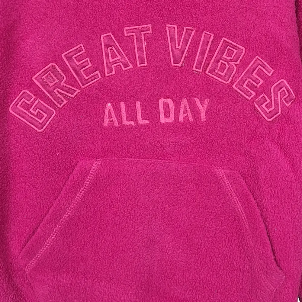 اطلاعات سایزبندی هودی طرح Vibes دخترانه